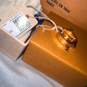 Louis Vuitton Nanogram Ring